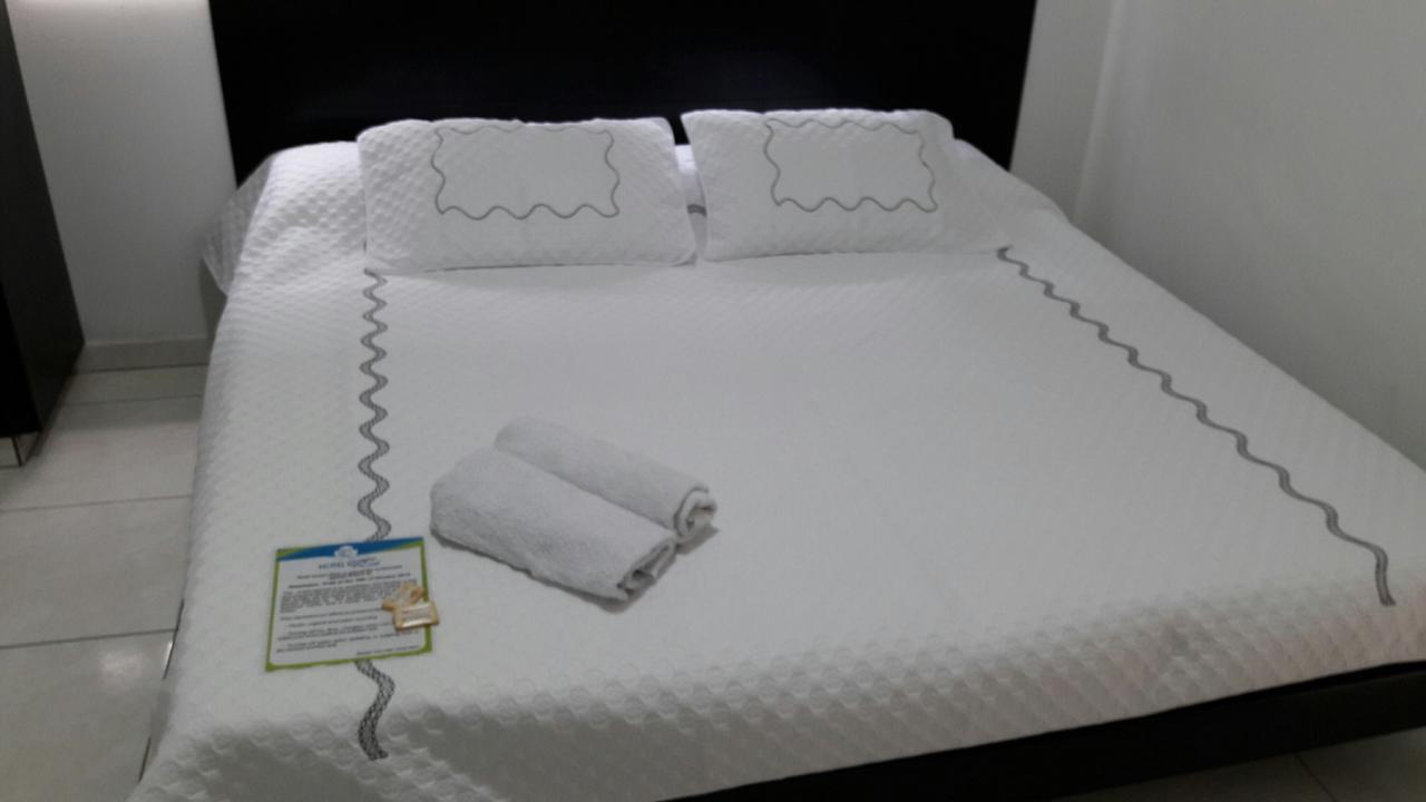Hotel Centro Real San Gil Extérieur photo
